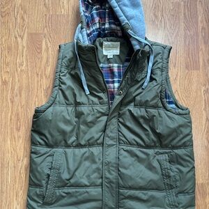 Men's Green Hooded Vest
